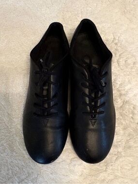So Danca black tap shoe size 7L